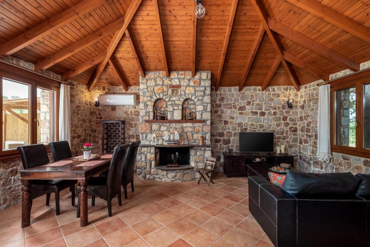 Filerolia Stone House * Pastida