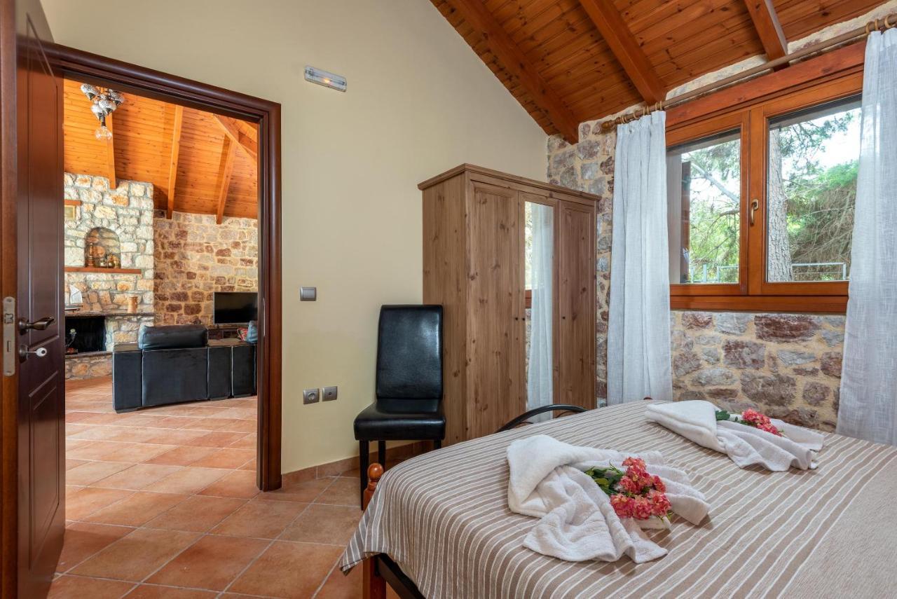 Filerolia Stone House