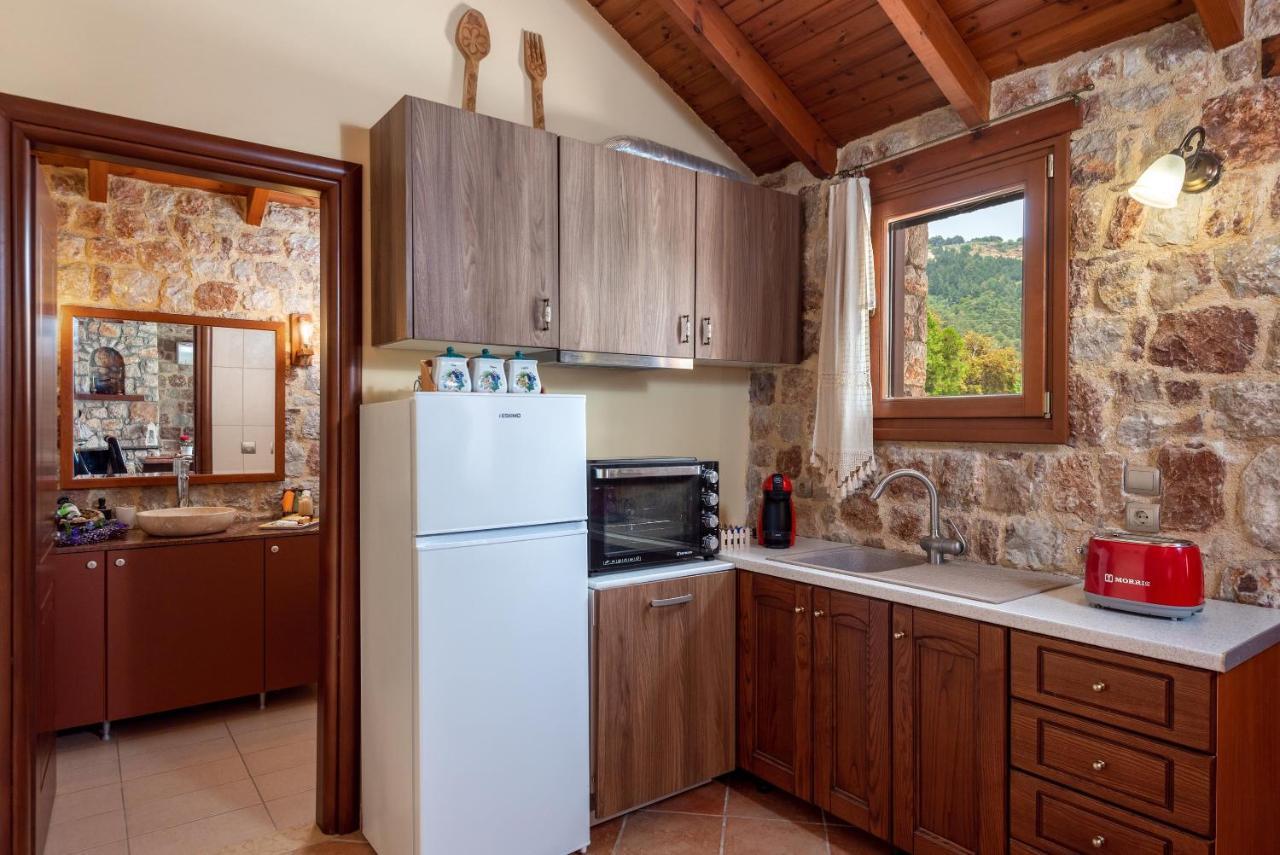 Filerolia Stone House * Pastida