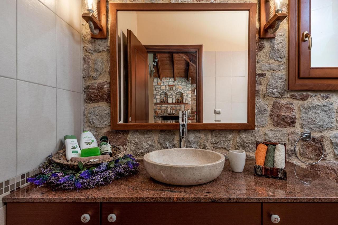 Filerolia Stone House Villa