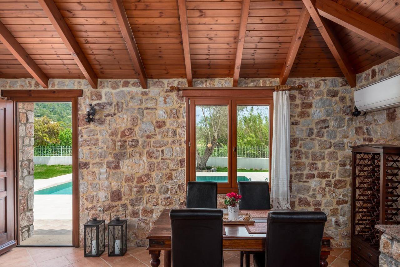 Filerolia Stone House * Pastida